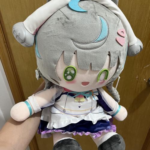 洛天依玩偶