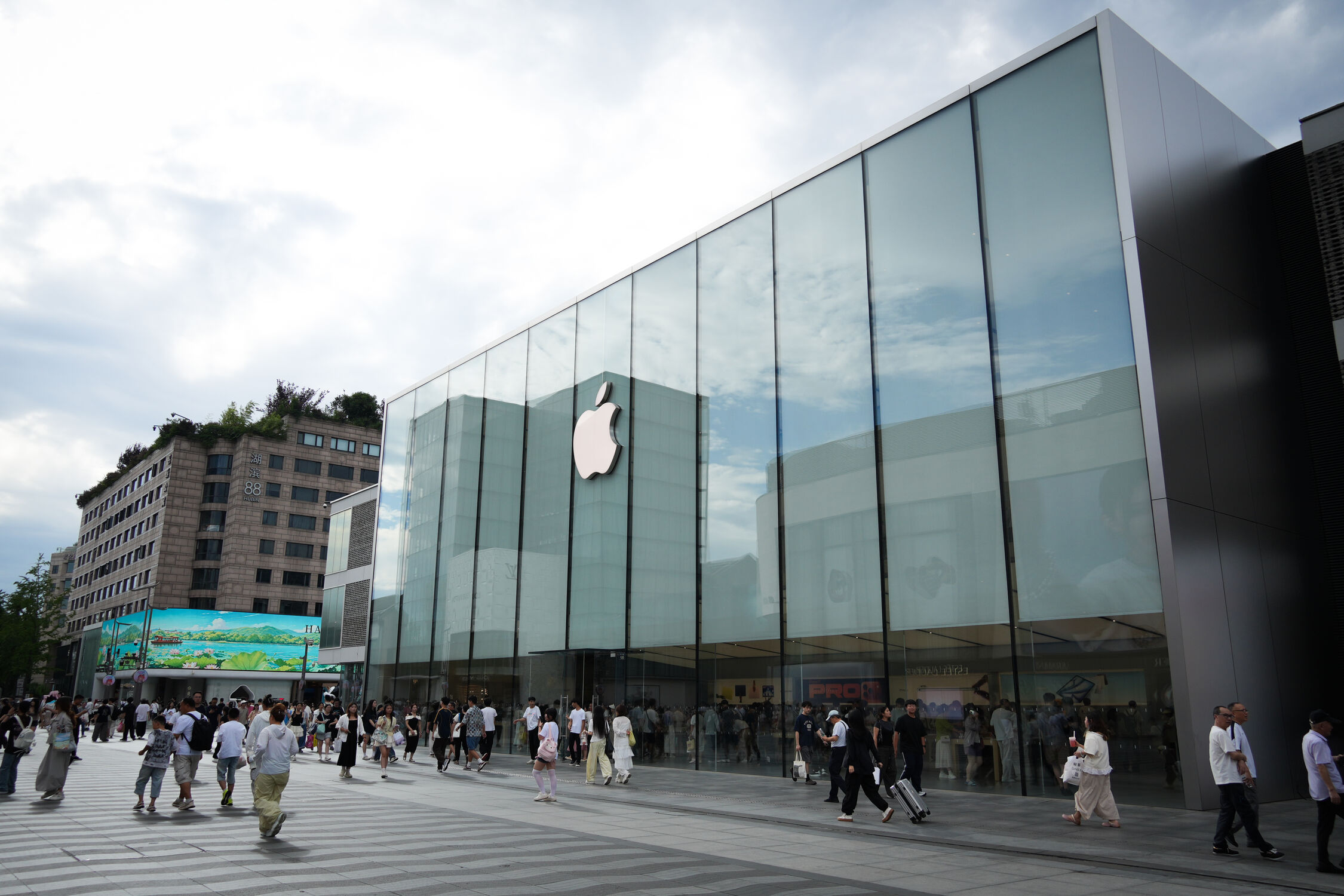 西湖旁的 Apple